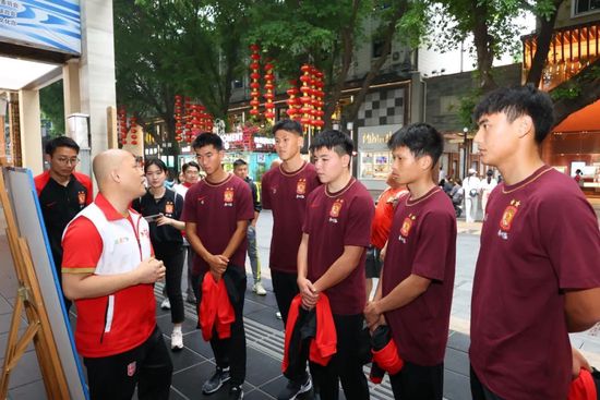 成年人视频在线免费播放