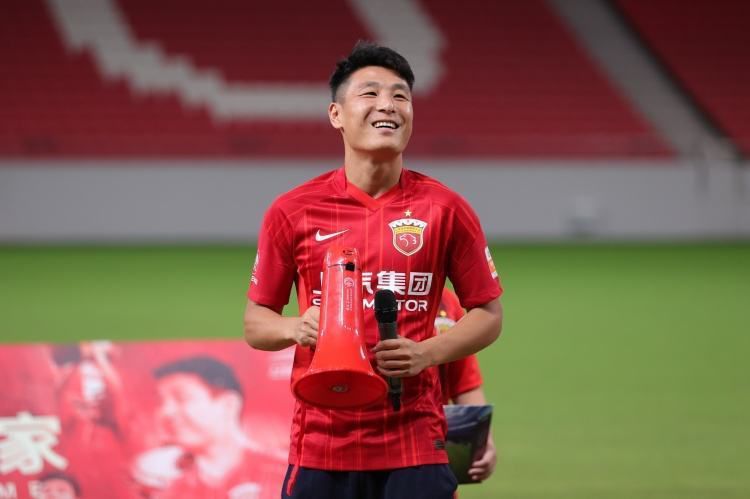男光溜溜游泳视频大全