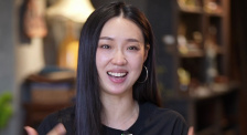 带鞭子出现的妻子